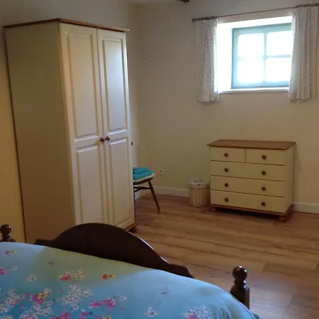 L'ancienne Etable. Holiday home Saint-Martin-des-Pres