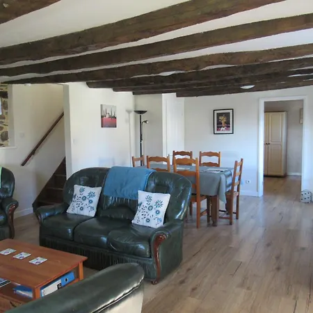 Holiday home L'ancienne Etable. Saint-Martin-des-Pres